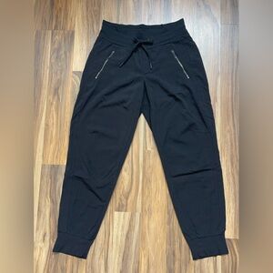 Athleta Trekkie North jogger